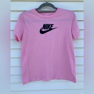 Kids Nike tee
